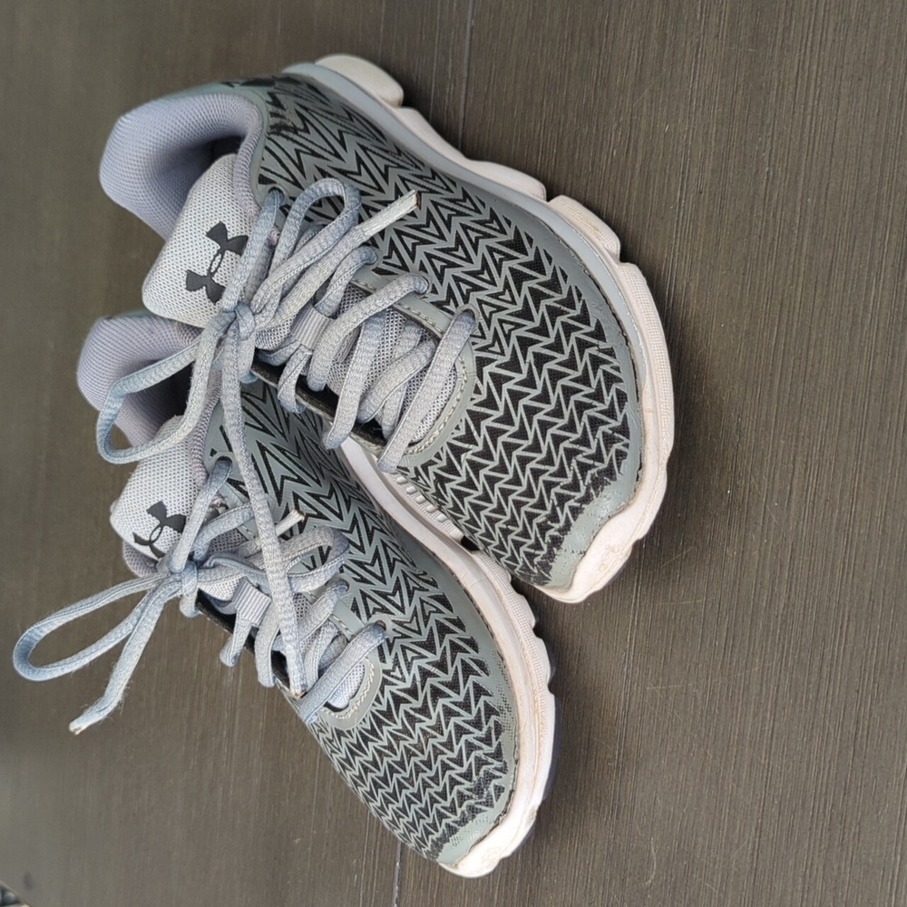 Boys under armour shoes size 12